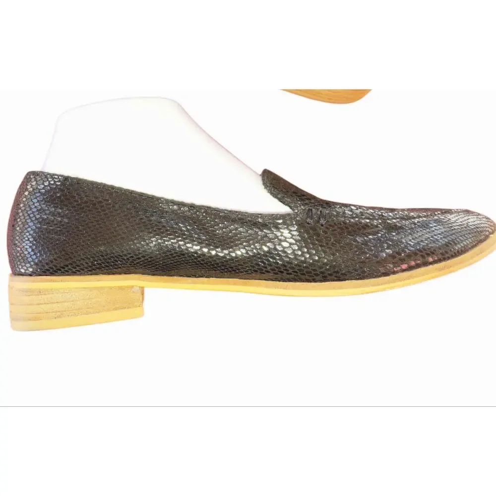 Beast Fashion Shoes Womens Size 8 Snakeskin Loafers Black Faux Leather‎